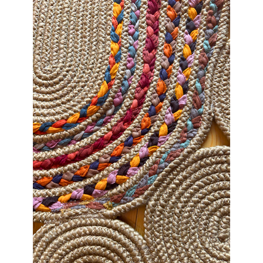 Χαλί από πλεγμένη γιούτα