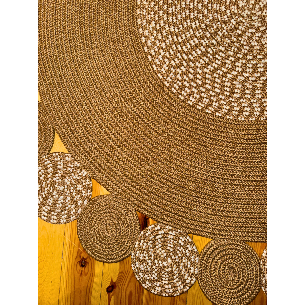 Χαλί από πλεγμένη γιούτα