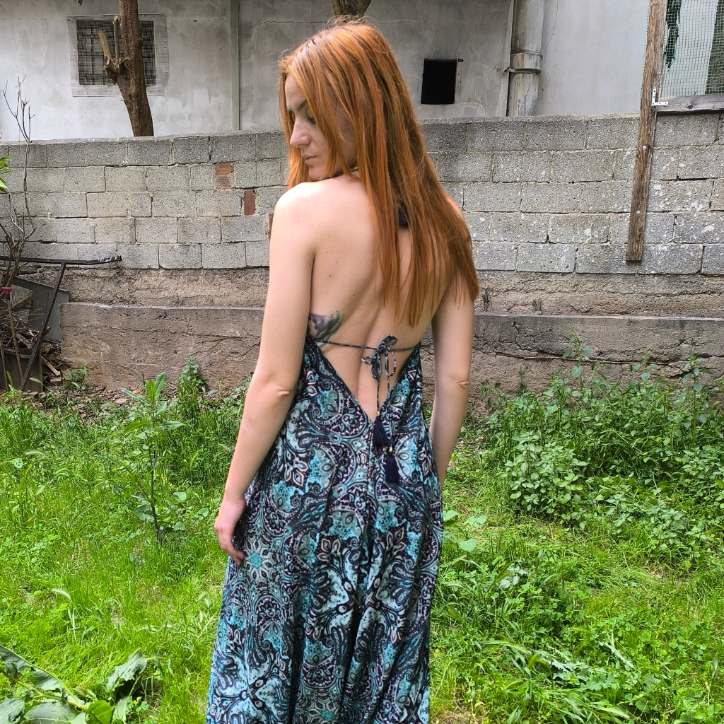 Ολόσωμη φόρμα μακριά με δέσιμο στο λαιμό/πλάτη και ανοιχτή πλάτη