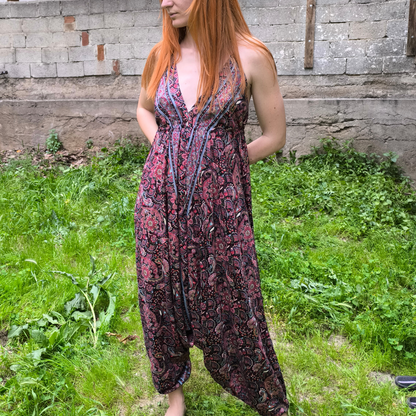 Ολόσωμη φόρμα μακριά με δέσιμο στο λαιμό/πλάτη και ανοιχτή πλάτη