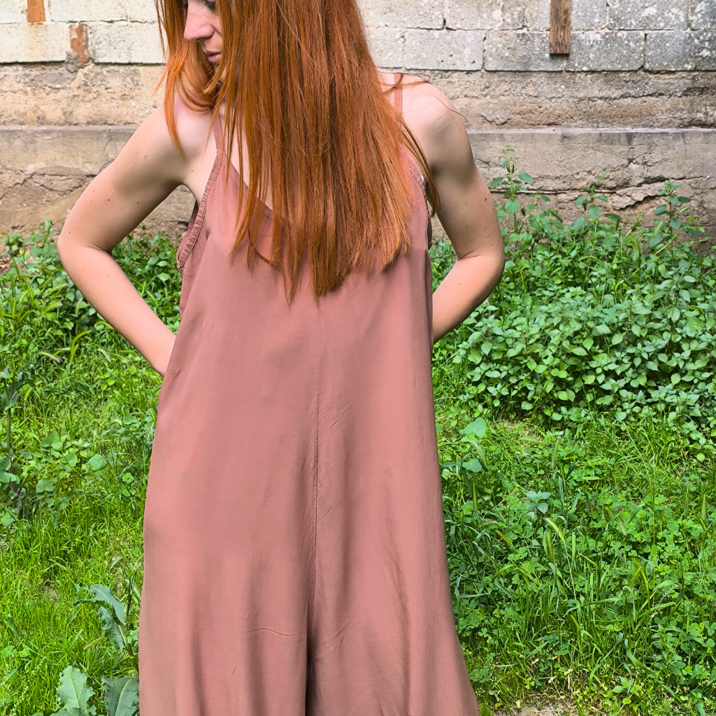 Ολόσωμη φόρμα μακριά με ραντάκι