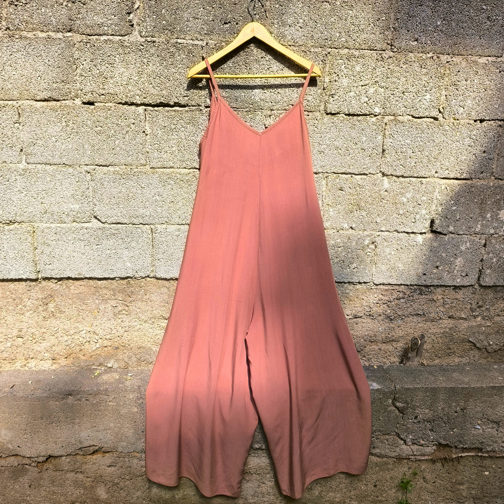 Ολόσωμη φόρμα μακριά με ραντάκι