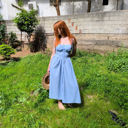 Φόρεμα με δετές τιράντες και κουμπιά