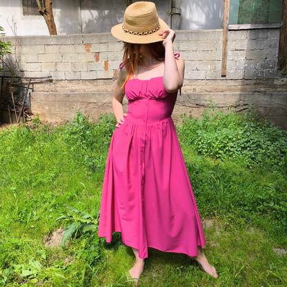 Φόρεμα με δετές τιράντες και κουμπιά