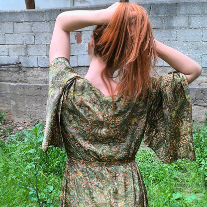 Κιμονό με ζώνη