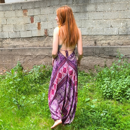 Ολόσωμη φόρμα μακριά με δέσιμο στο λαιμό/πλάτη και ανοιχτή πλάτη