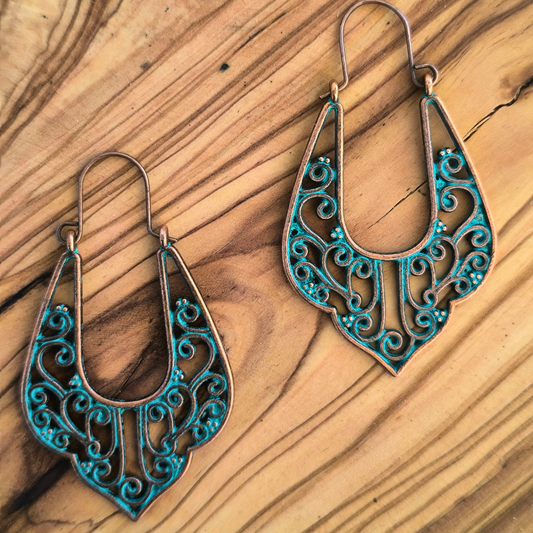 Delta earings