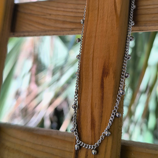Mira necklace
