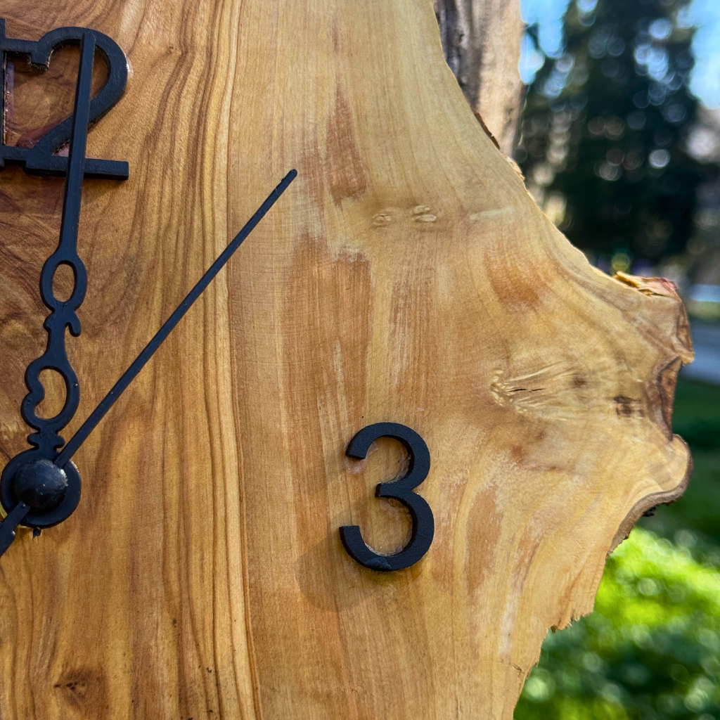 Ρολόι τοίχου από Ρίζα Ελιάς