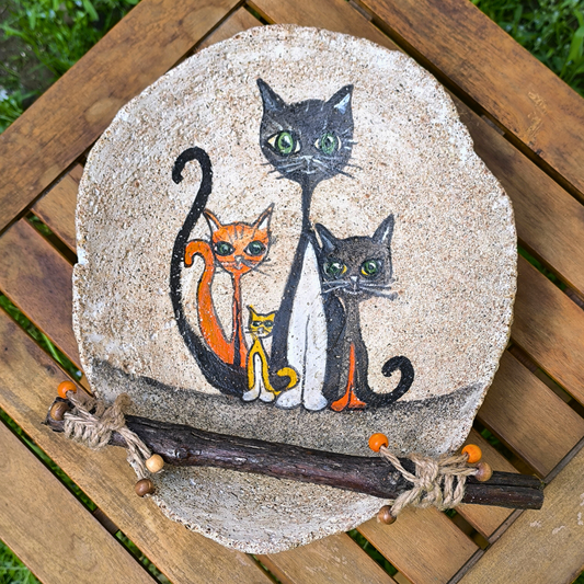 Κεραμική πιατέλα με ξύλινα στοιχεία - Γάτες